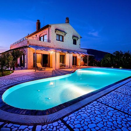 Villa Petrino Halikounas Luaran gambar